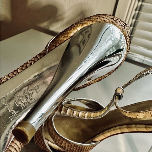 These liquid silver heels are lit! Marciano size 7 platform snake skin sandals. - Picture 7 of 9